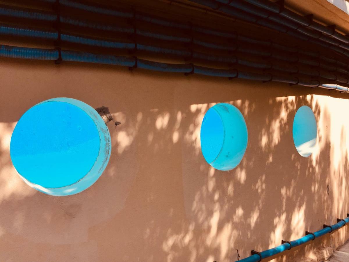Studio 4 Personnes Avec Piscine, Tennis Apartment Hyeres Luaran gambar